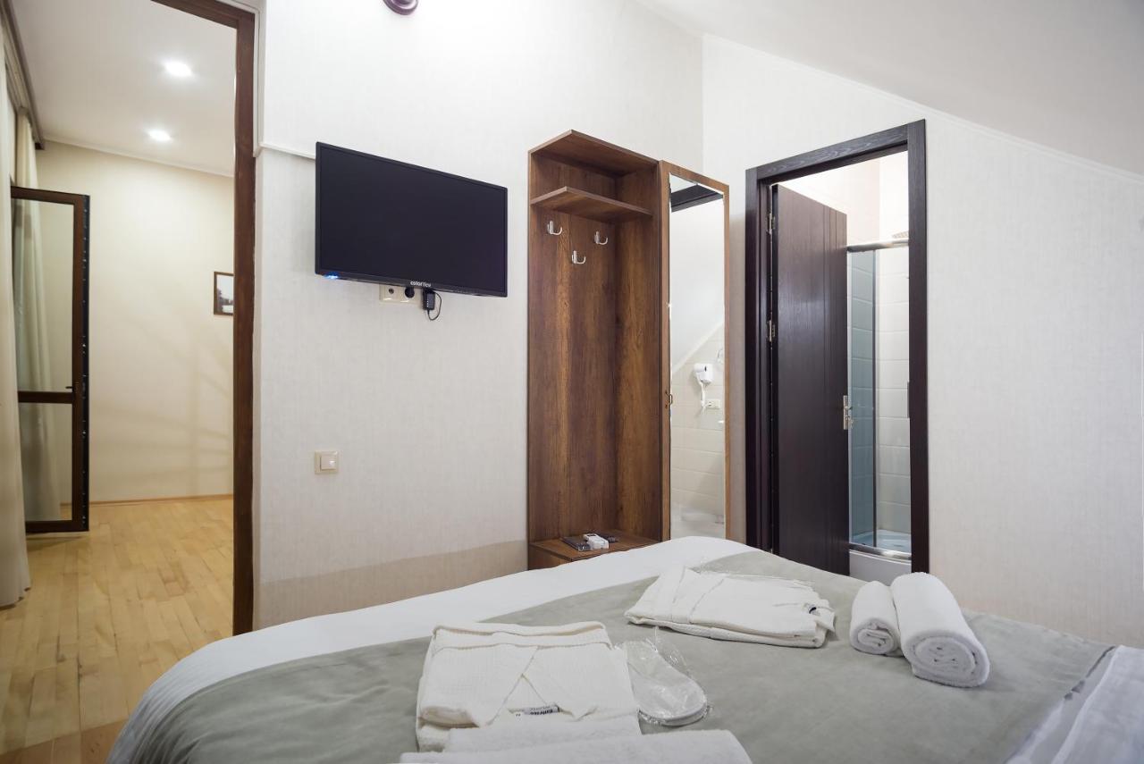 9 Rooms 第比利斯 外观 照片